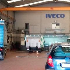 Talleres Luis Cuesta Bosch Car Service interior de taller